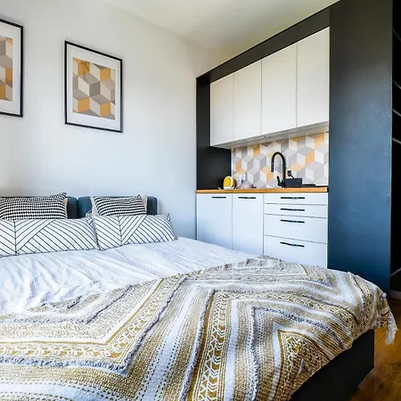 Citystay Dluga Grobla Daire